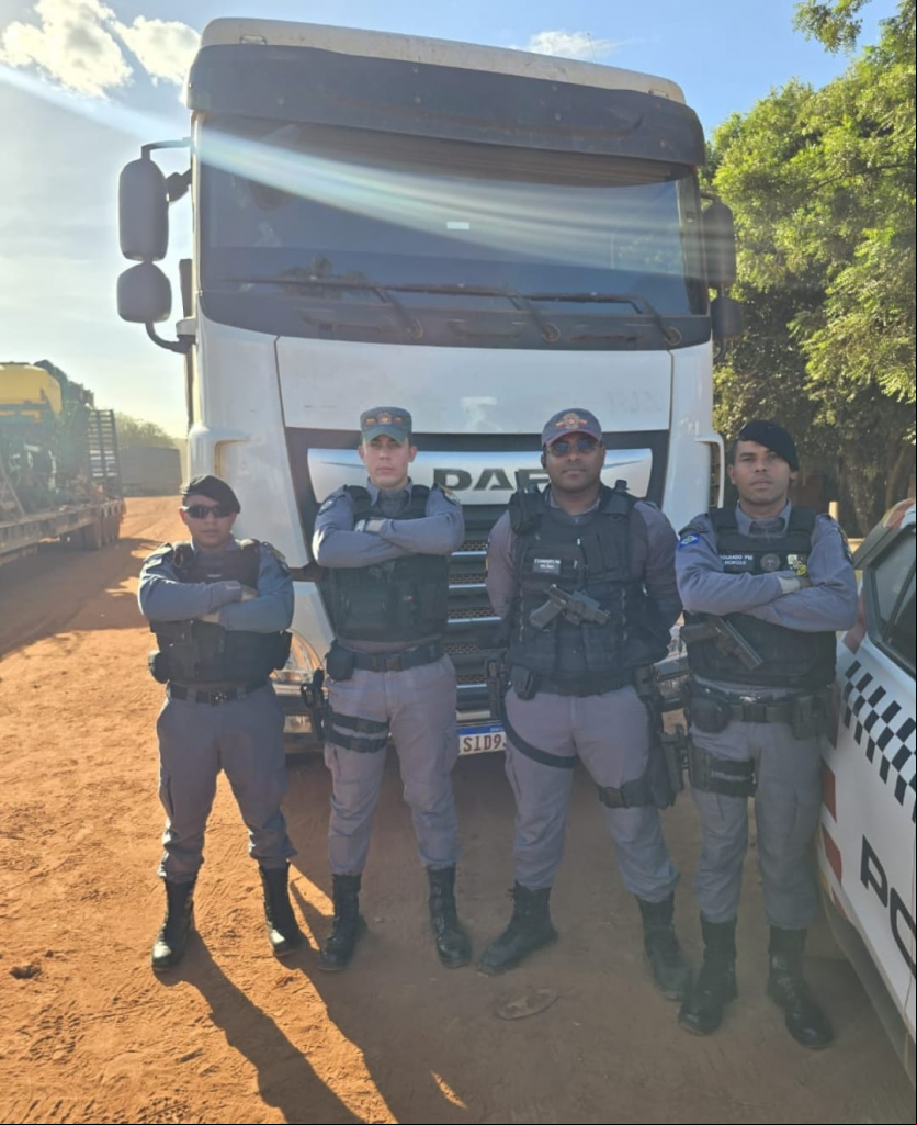 Caminhão furtado em Rondonópolis é recuperado pela PM em ação integrada no município de Bom Jesus do Araguaia